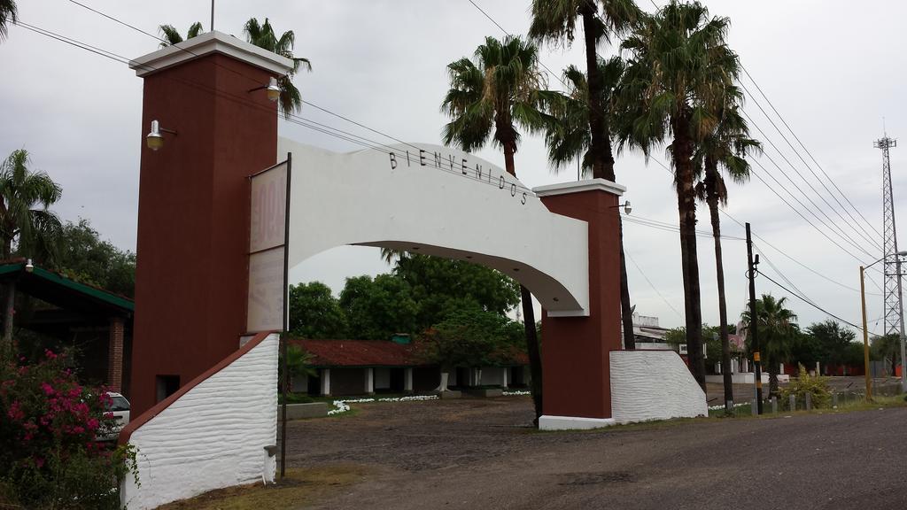 Hotel El Rancho Navojoa Exterior foto