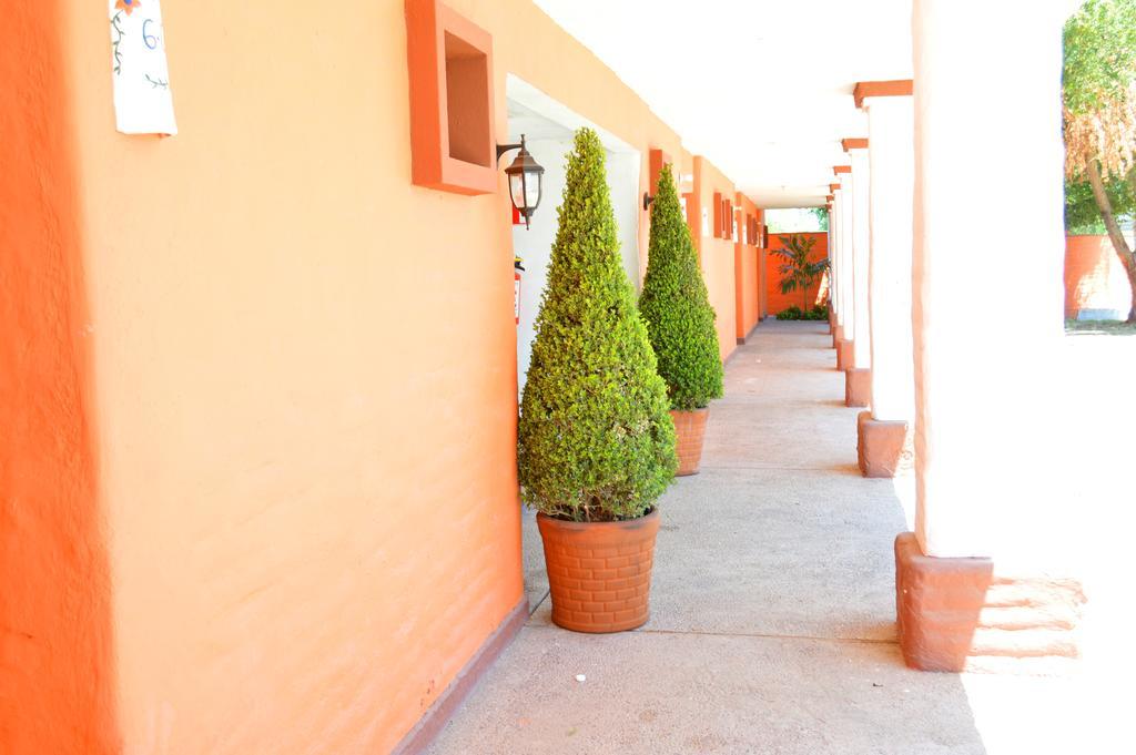 Hotel El Rancho Navojoa Exterior foto